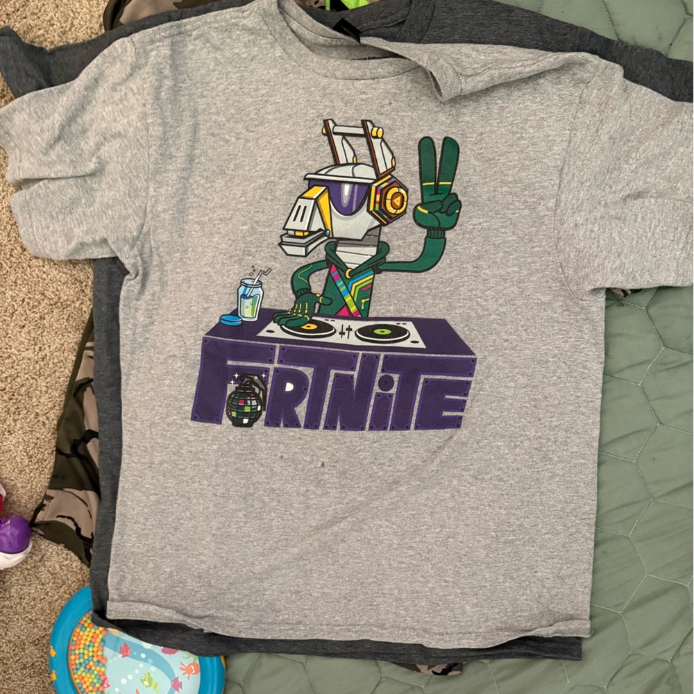 Fortnite Short Sleeve Tee - Gray